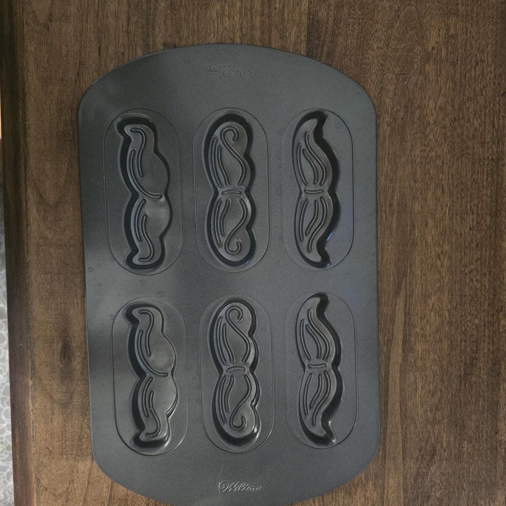 Wilton Mustache Cake Pan